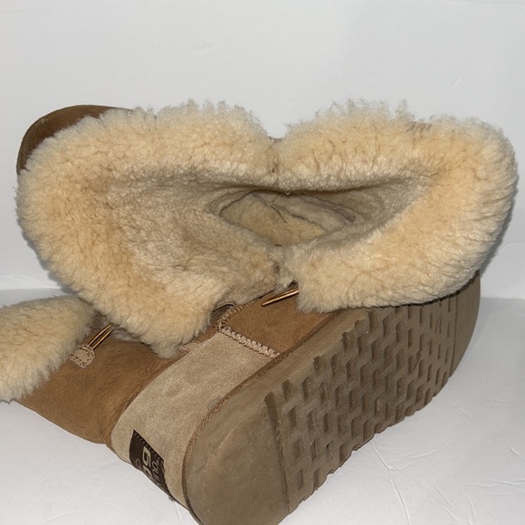 UGG Purely Merino from Australia Tan boots size 8” - Picture 4 of 11